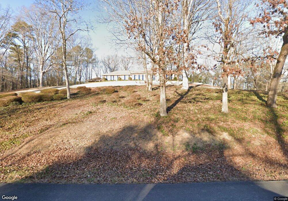 403 Camelot Cir NW, Calhoun, GA 30701 - photo 1