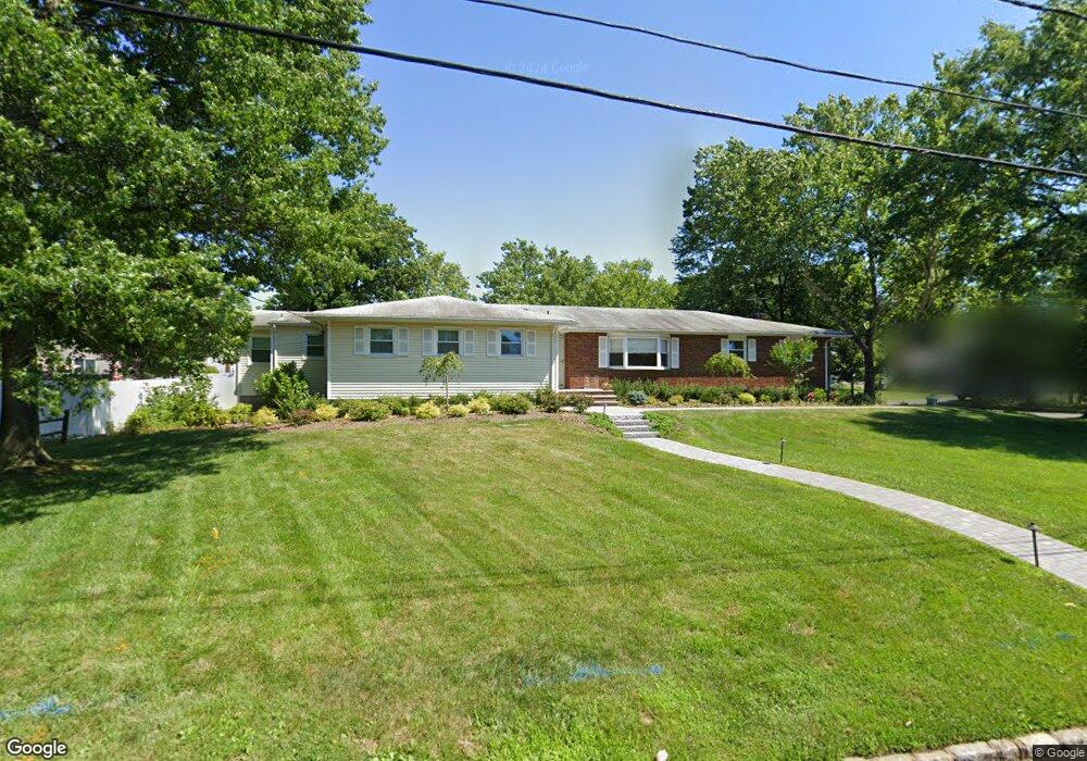 2218 Old Farm Rd, Scotch Plains, NJ 07076 - photo 1