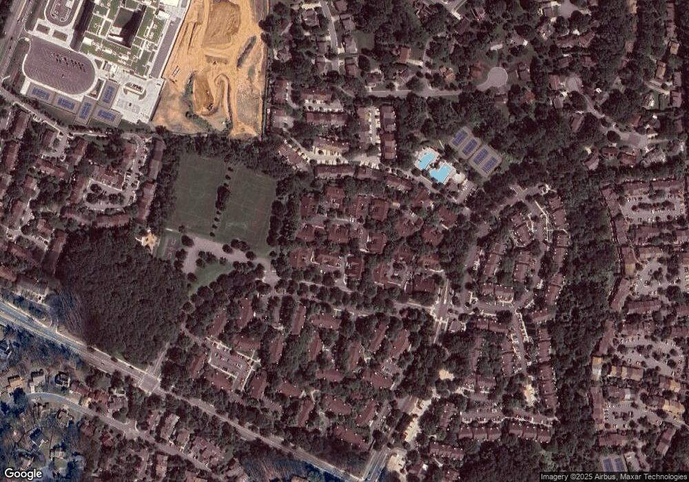 5800 Linden Square Ct, Rockville, MD 20852 - photo 1