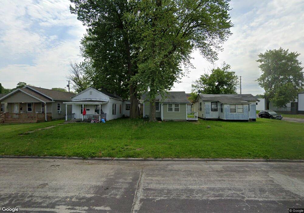 428 S Chicago St, Lincoln, IL 62656 - photo 1