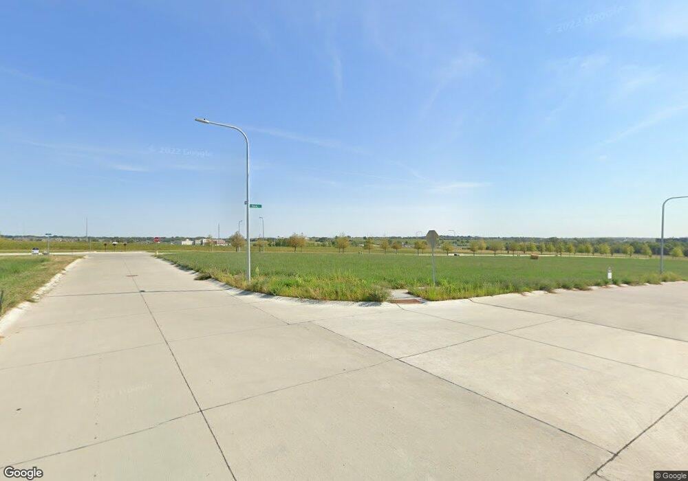 20714 Hascall St, Elkhorn, NE 68022 - photo 1