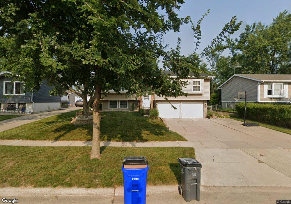 4633 Sugar Pine Dr NE, Cedar Rapids, IA 52402 - photo 1