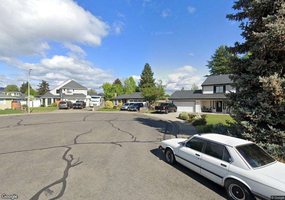 920 Pittview Ct, Central Point, OR 97502 - photo 1