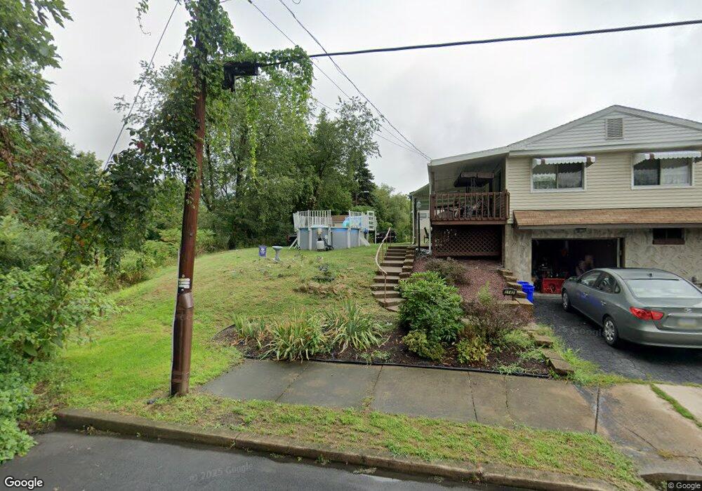 2142 Farr St, Scranton, PA 18504 - photo 1