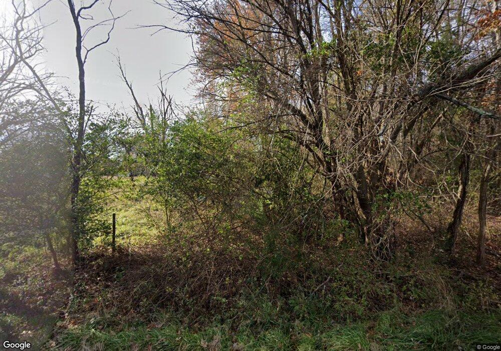 8309 Old Maidstone Rd, Marshall, VA 20115 - photo 1