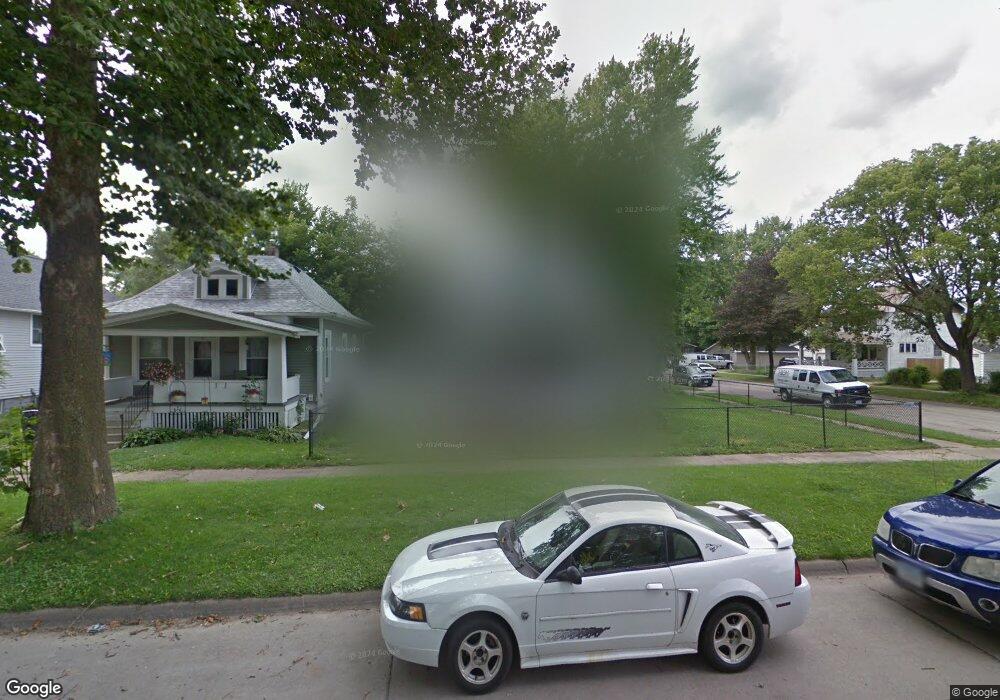 700 8th St SW, Cedar Rapids, IA 52404 - photo 1