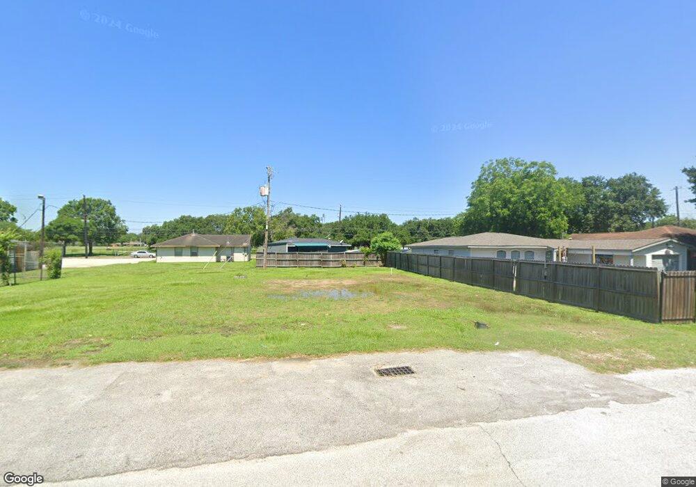 6718 Driftwood St, Houston, TX 77021 - photo 1