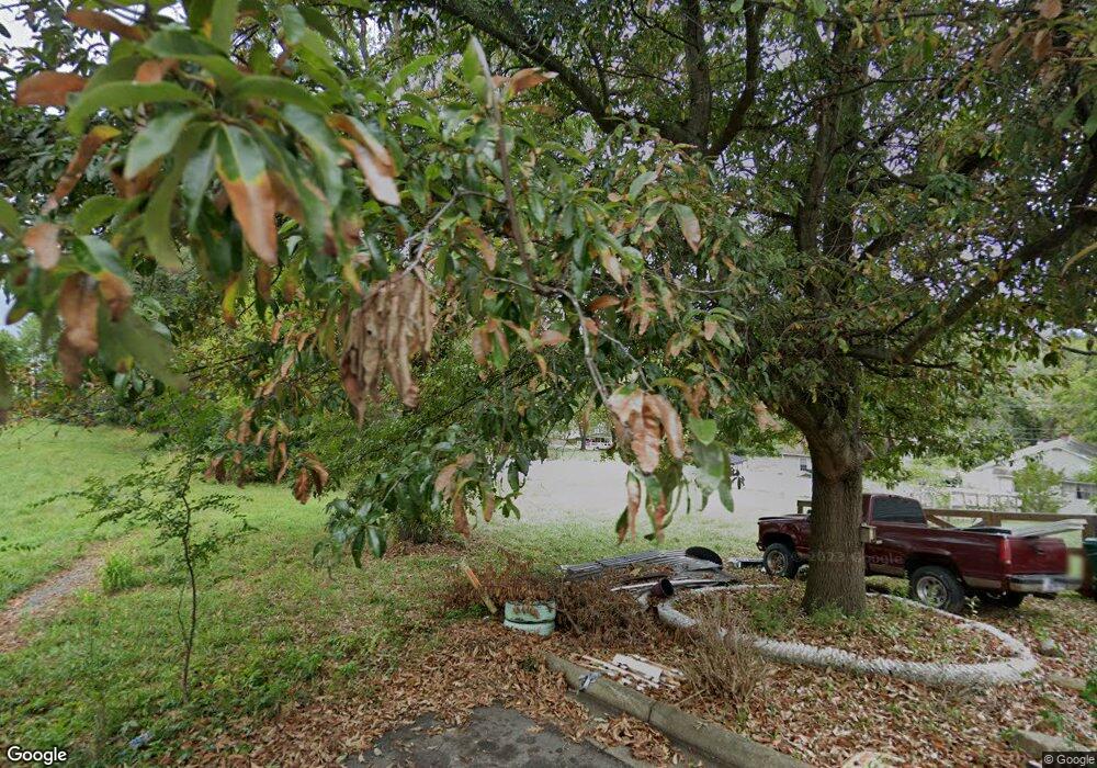 1100 3rd St, Waynesboro, VA 22980 - photo 1