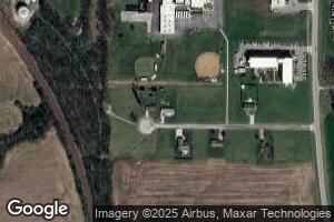17 Meadow Ln, Dix, IL 62830