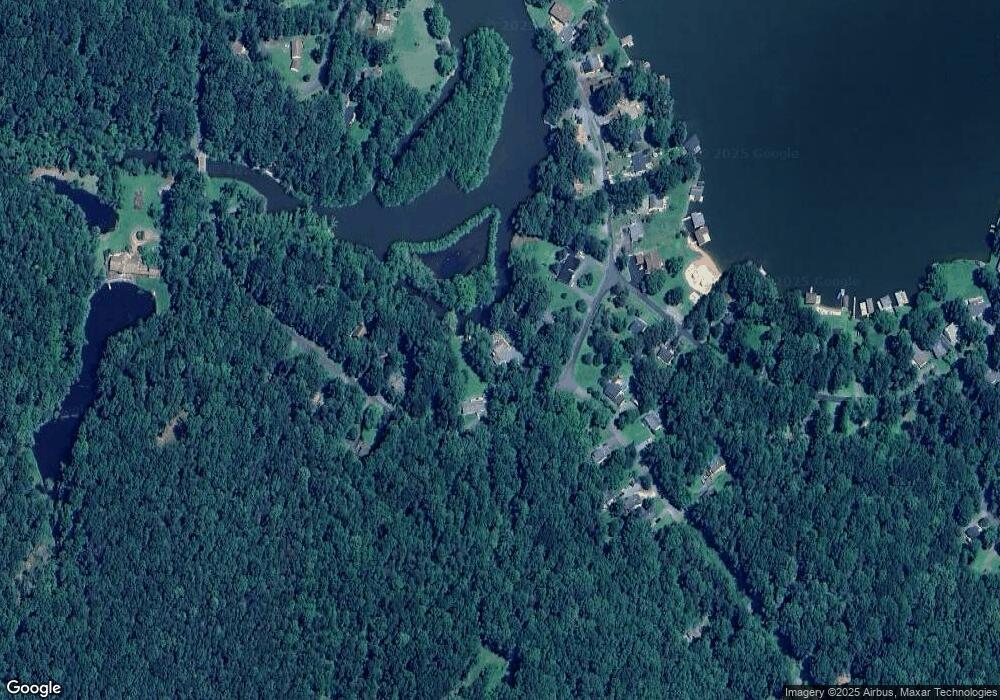 2232 S Lakeshore Dr, Louisa, VA 23093 - photo 1