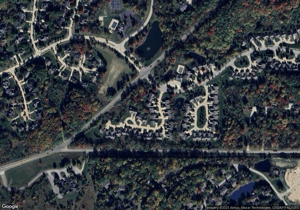 668 Elmwood Point unit 3, Aurora, OH 44202 - photo 1