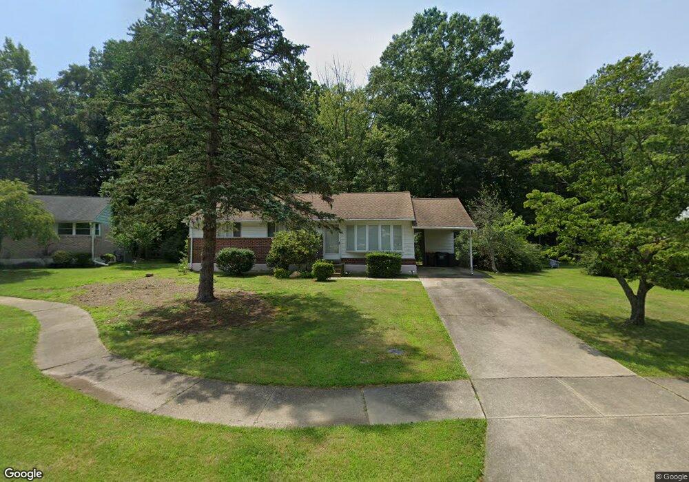 1702 Shadybrook Rd, Wilmington, DE 19803 - photo 1