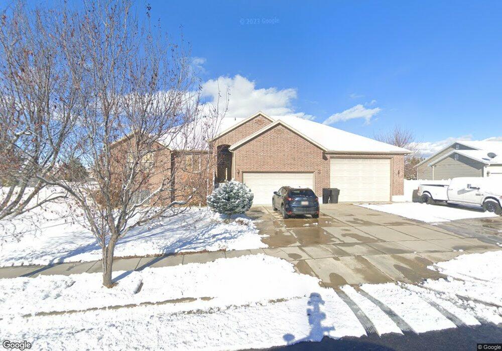 2592 W 2375 N, Clearfield, UT 84015 - photo 1