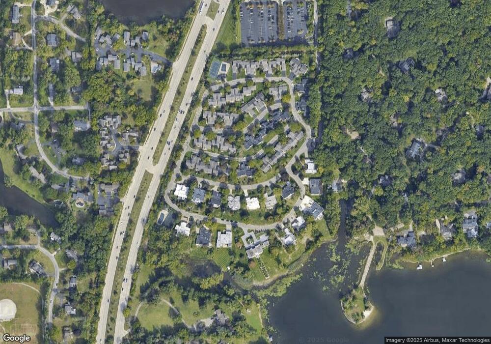 5146 Woodlands Trail unit 18, Bloomfield Hills, MI 48302 - photo 1