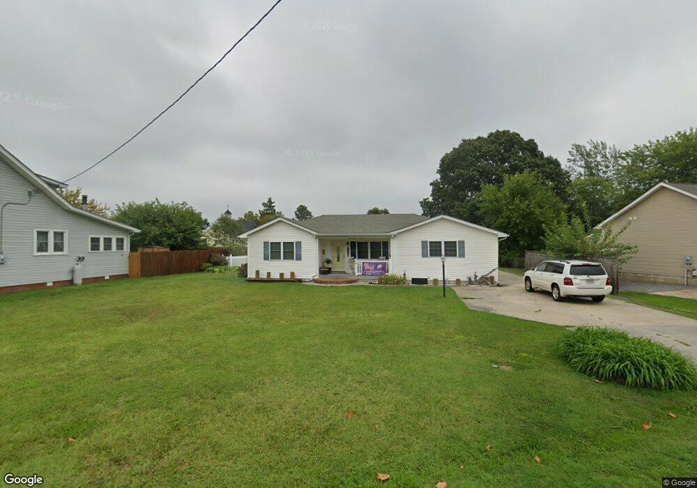 16 Bancroft Ave, Colonial Beach, VA 22443 - photo 1