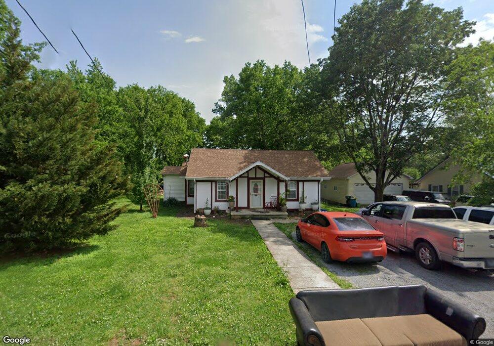 308 Kingwood Ave, Shelbyville, TN 37160 - photo 1