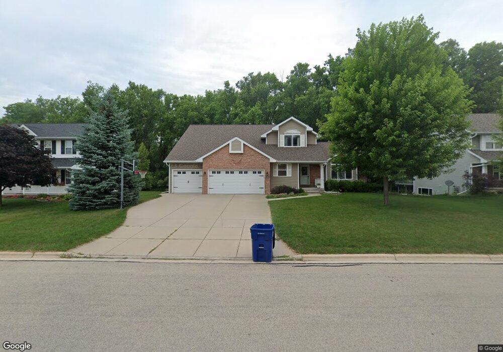 2373 Berkley Rd, de Pere, WI 54115 - photo 1