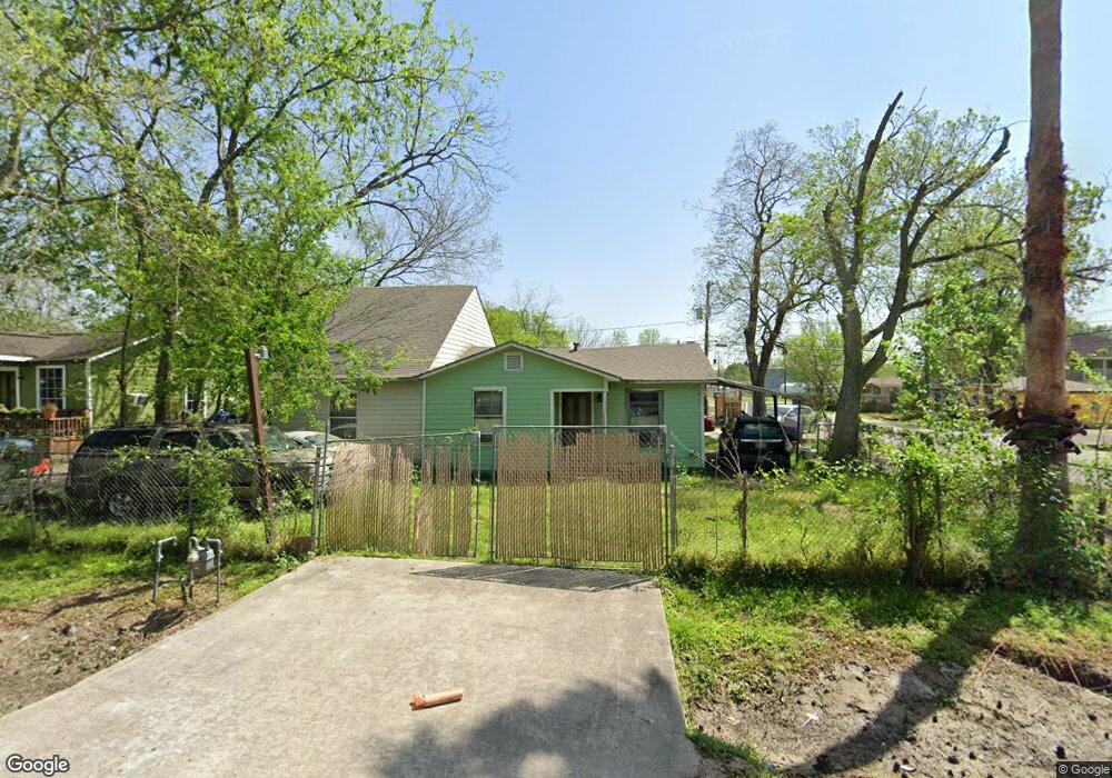 2402 Warwick Rd, Houston, TX 77093 - photo 1