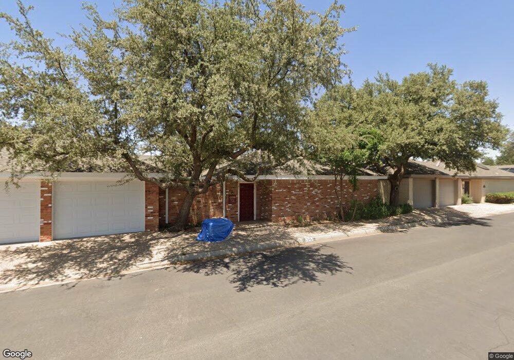 904 W Pecan Ct, Midland, TX 79705 - photo 1