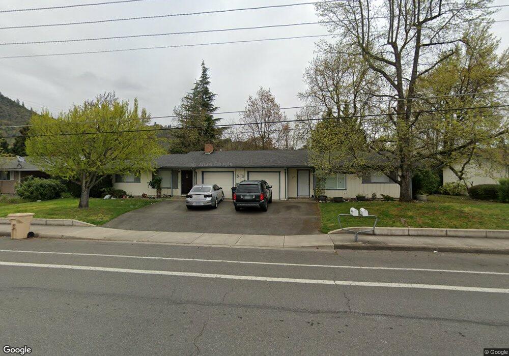 347 NE Beacon Dr, Grants Pass, OR 97526 - photo 1