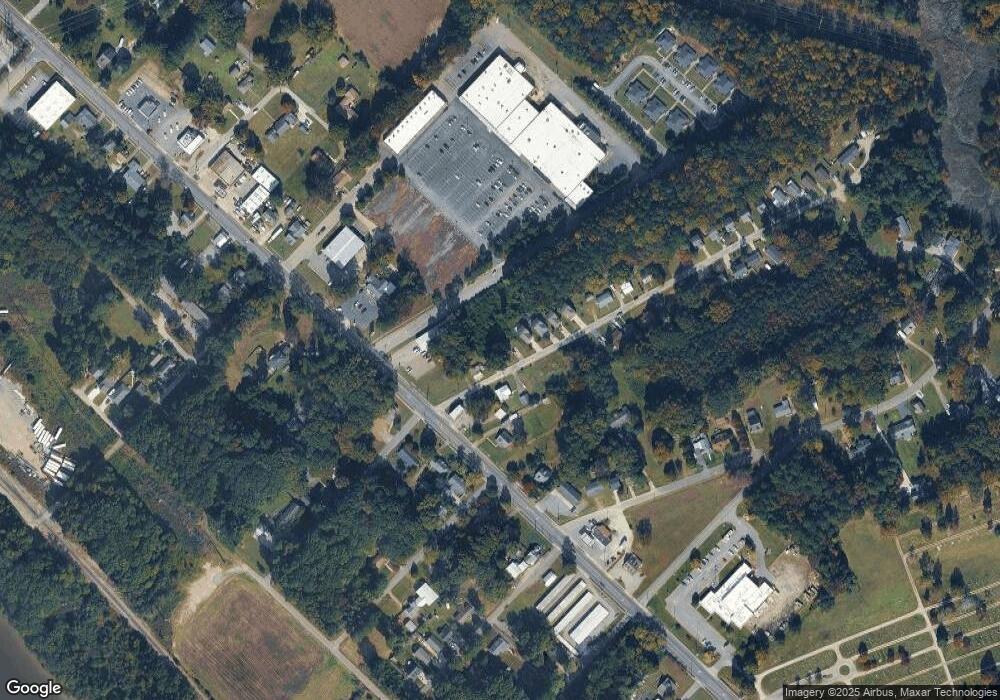 120 Ogden St, West Point, VA 23181 - photo 1