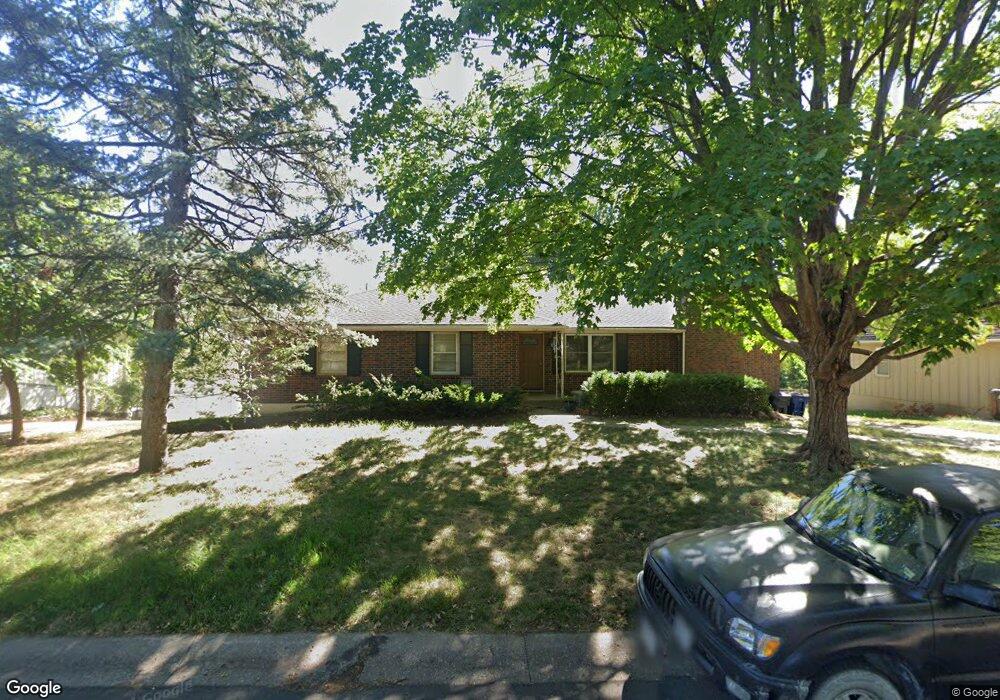 704 NW 12th St, Blue Springs, MO 64015 - photo 1