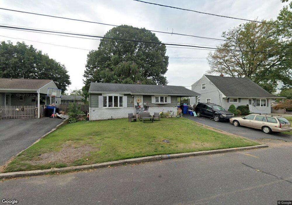 405 Decatur Ave, Middlesex, NJ 08846 - photo 1