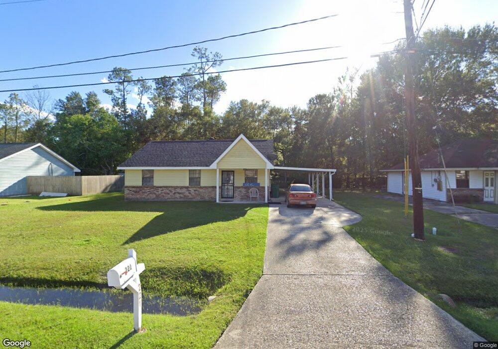 221 Timber Ridge Dr, Slidell, LA 70460 - photo 1