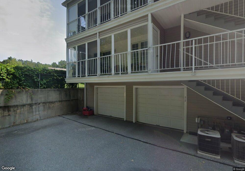 606 Meadowecrest Cir, Ludlow, MA 01056 - photo 1