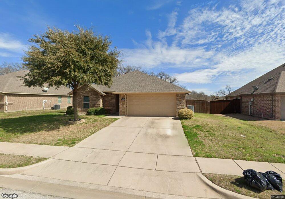 2017 Lindentree Dr, Weatherford, TX 76086 - photo 1