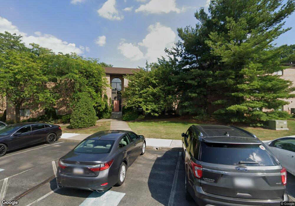 885 Cold Spring Rd unit 5, Allentown, PA 18103 - photo 1