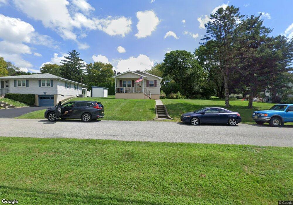 438 Liberty Blvd, Phillipsburg, NJ 08865 - photo 1