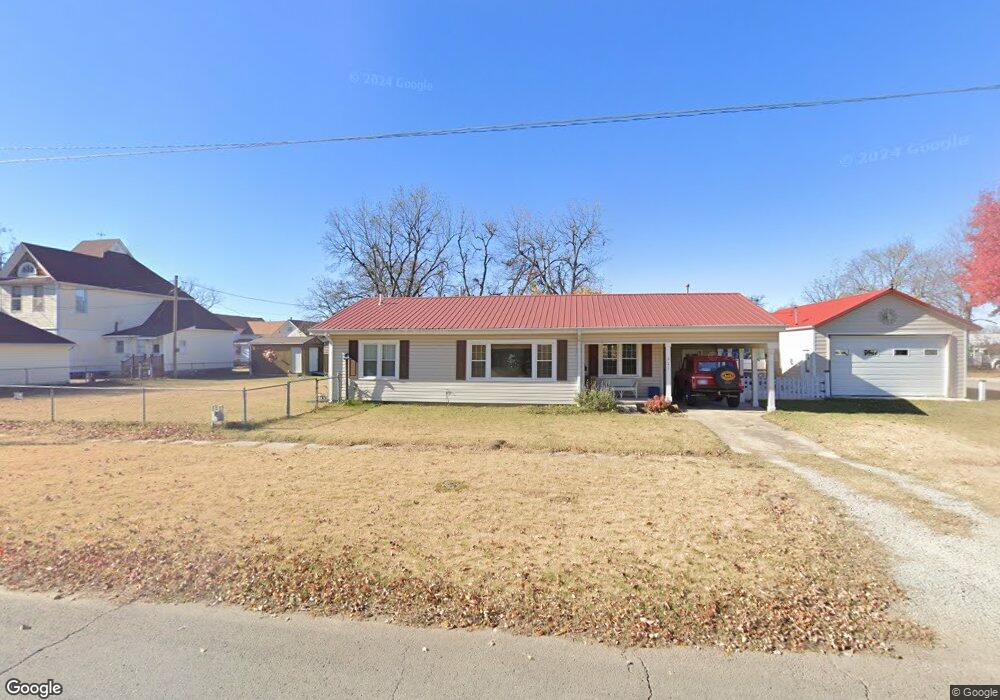 421 N E St, Eufaula, OK 74432 - photo 1