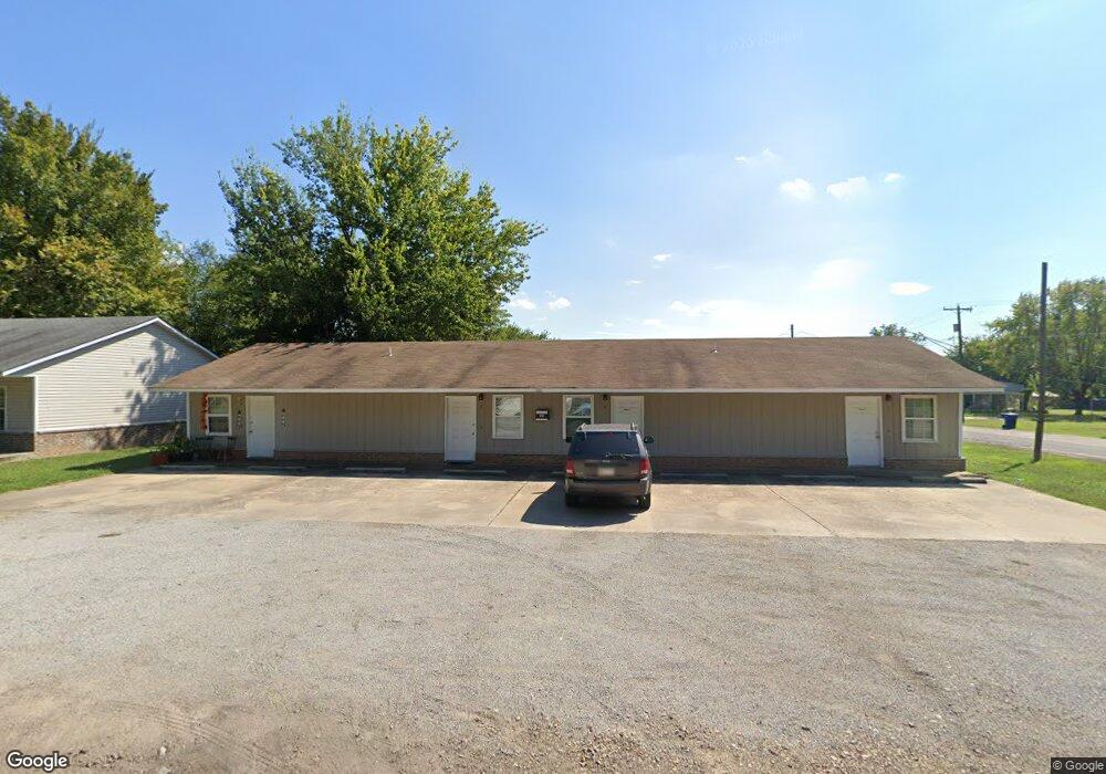 100 NE 2nd St, Muldrow, OK 74948 - photo 1
