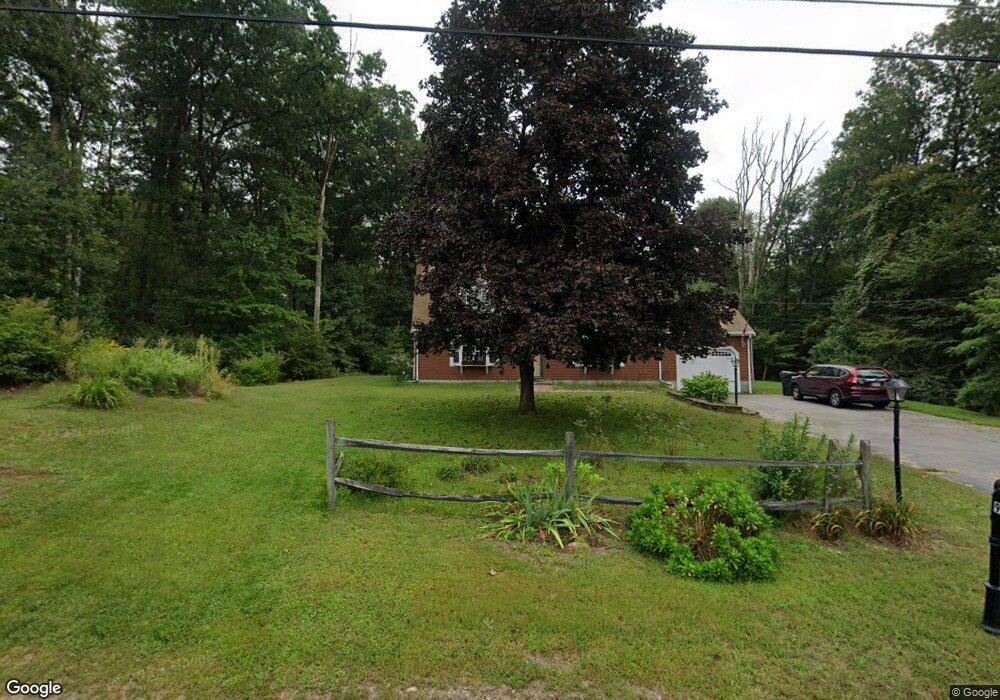 942 Aldrich St, Uxbridge, MA 01569 - photo 1