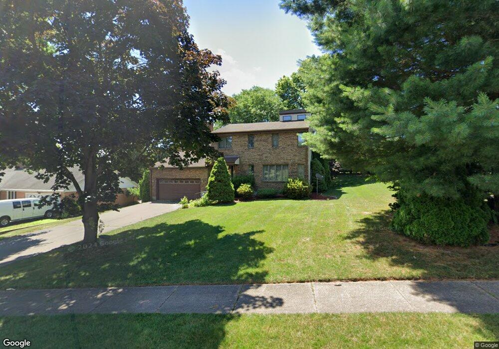 335 Pine Ln, Wethersfield, CT 06109 - photo 1