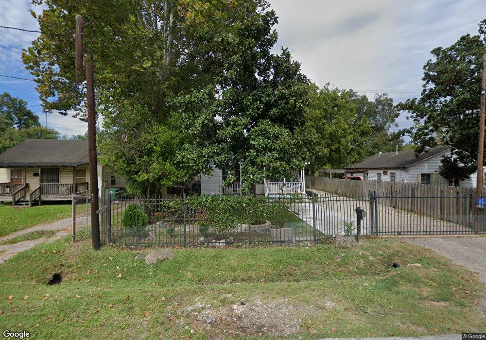 3003 Creston Dr, Houston, TX 77026 - photo 1