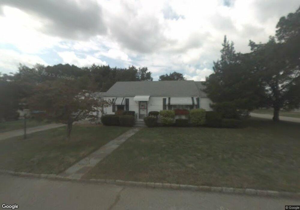 151 Kiwanee Rd, Warwick, RI 02888 - photo 1