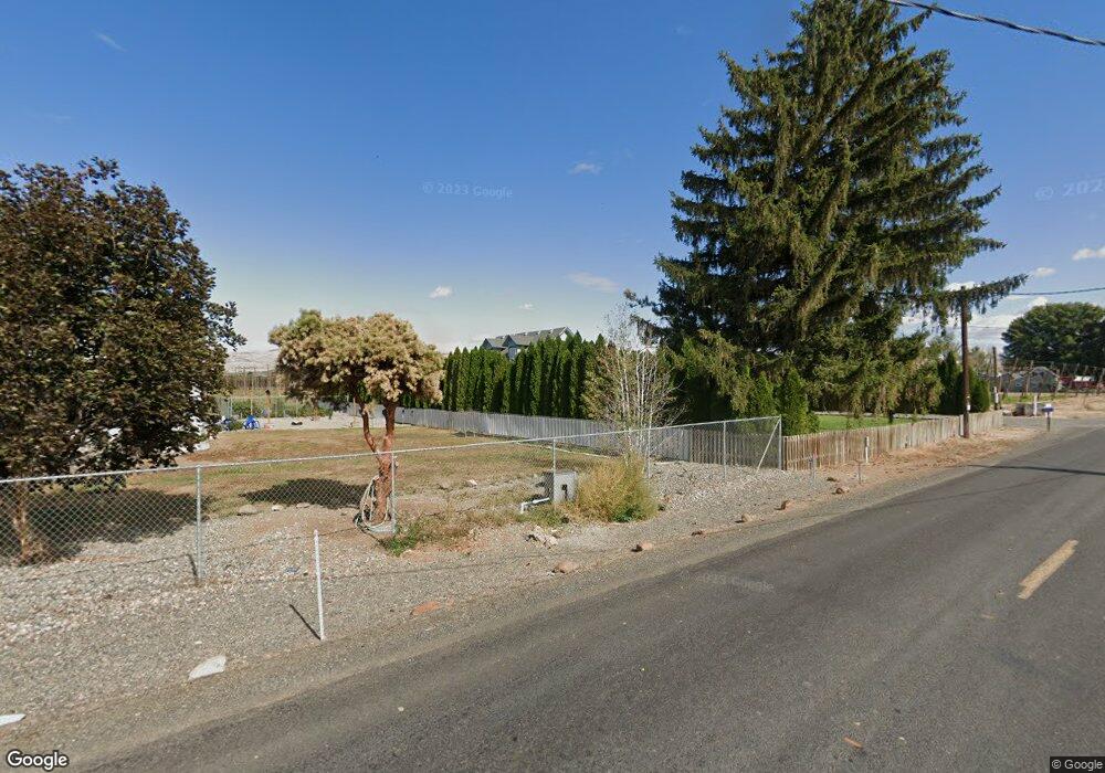 8211 Beauchene Rd, Moxee, WA 98936 - photo 1