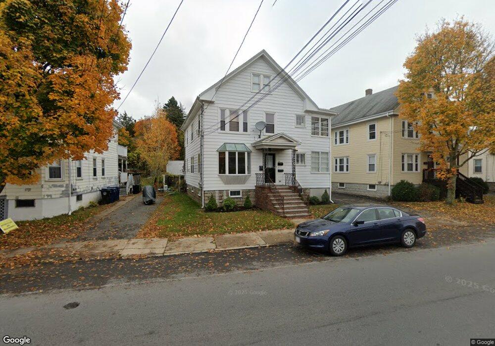 351 Jefferson Ave unit 1, Salem, MA 01970 - photo 1