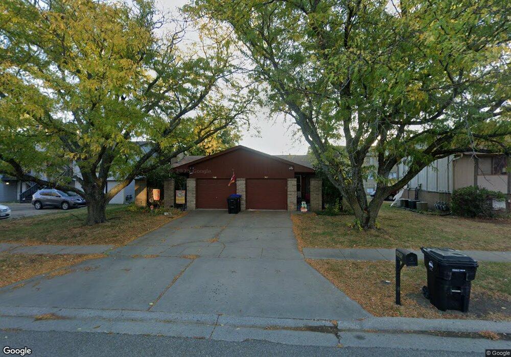 3418 SW Burnett Rd, Topeka, KS 66614 - photo 1