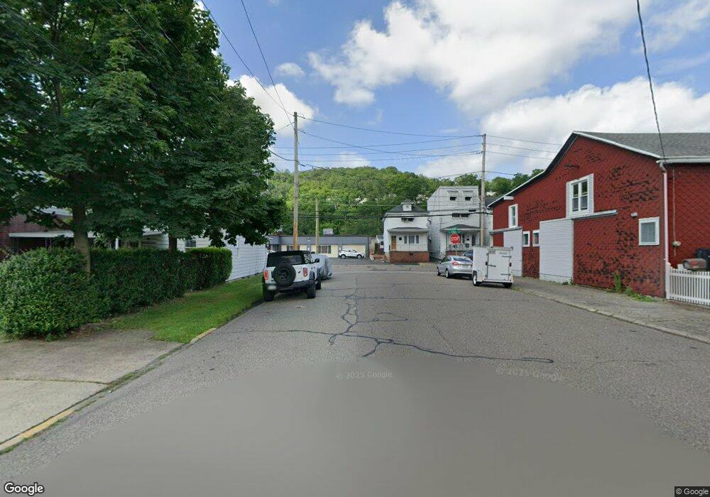 60 W Railroad St, Saint Clair, PA 17970 - photo 1