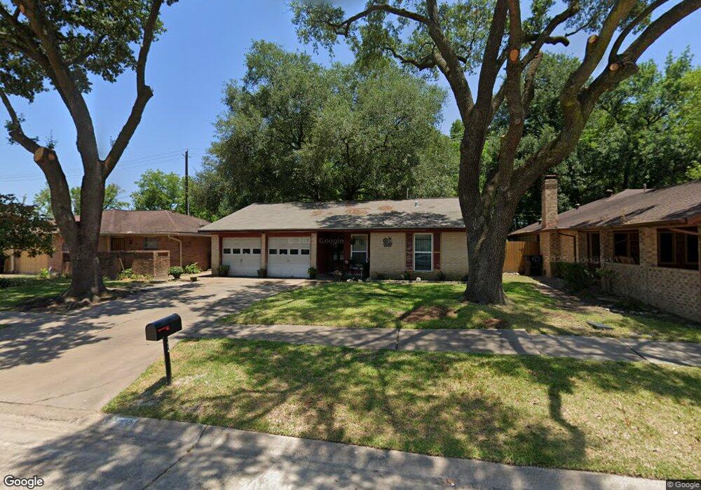 1722 Mosher Ln, Houston, TX 77088 - photo 1