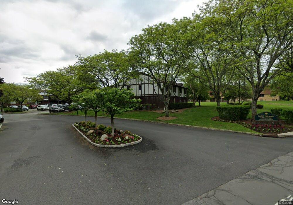 2 Buckingham Ct unit 2, Pomona, NY 10970 - photo 1