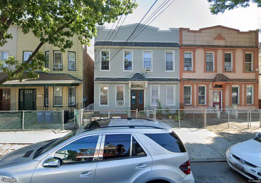 9127 108th St, Richmond Hill, NY 11418 - photo 1