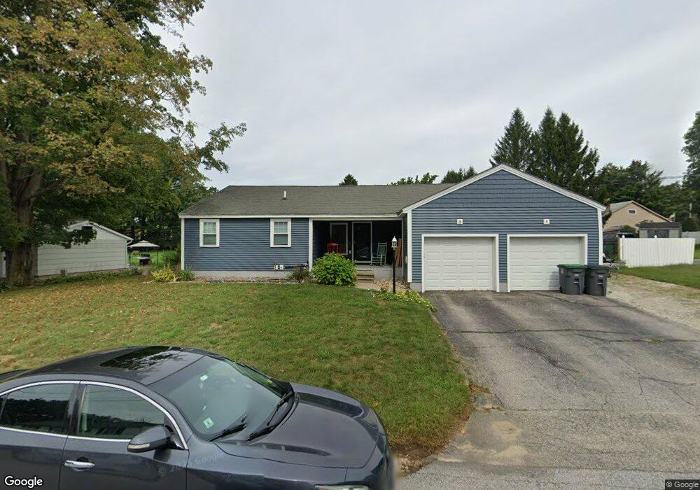 8 Noyes St, Pembroke, NH 03275 - photo 1