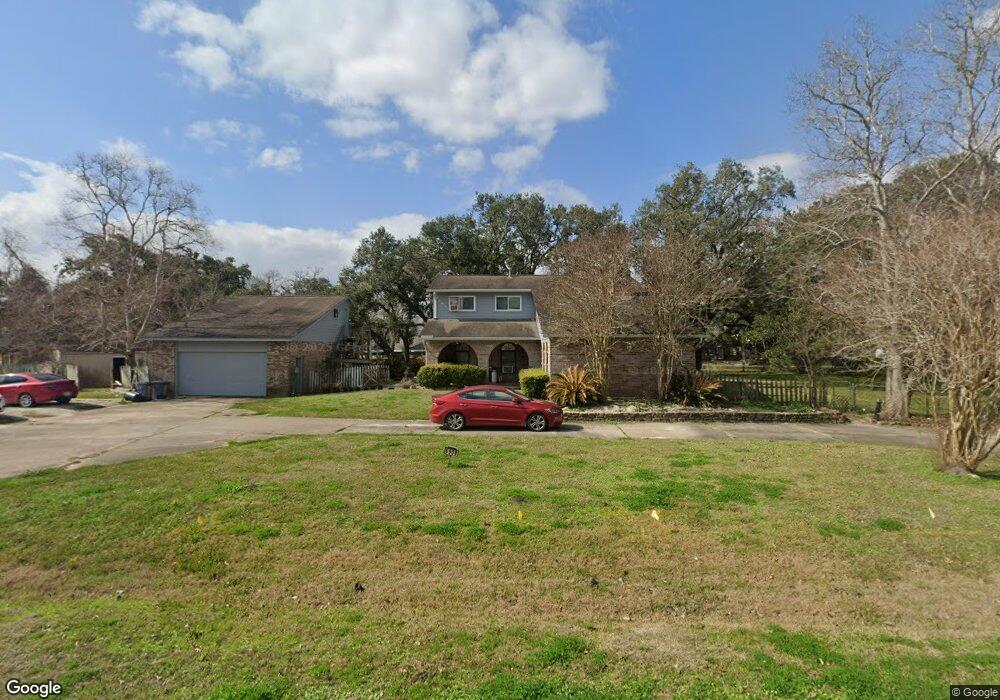 6908 Oak Bend Dr, Alvin, TX 77511 - photo 1