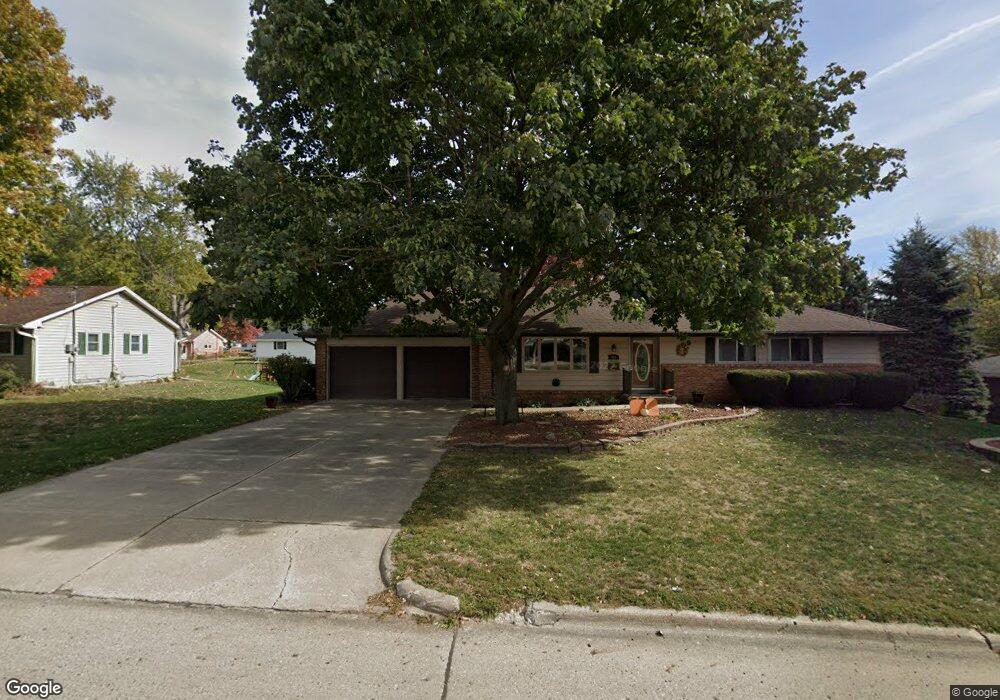 304 E 28th St S, Newton, IA 50208 - photo 1