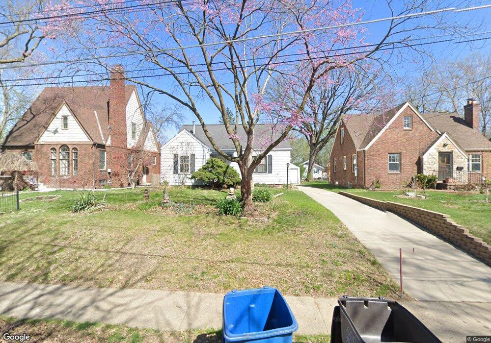 2215 39th St, Des Moines, IA 50310 - photo 1