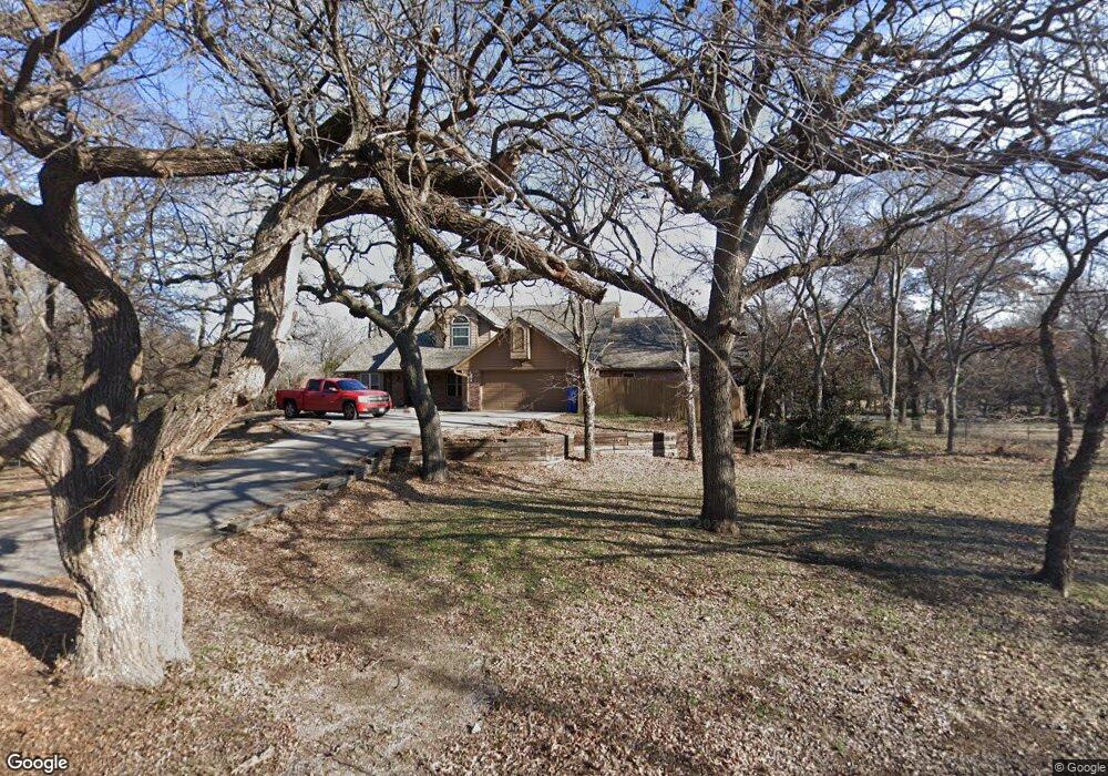 301 Woodland Cir, Cache, OK 73527 - photo 1